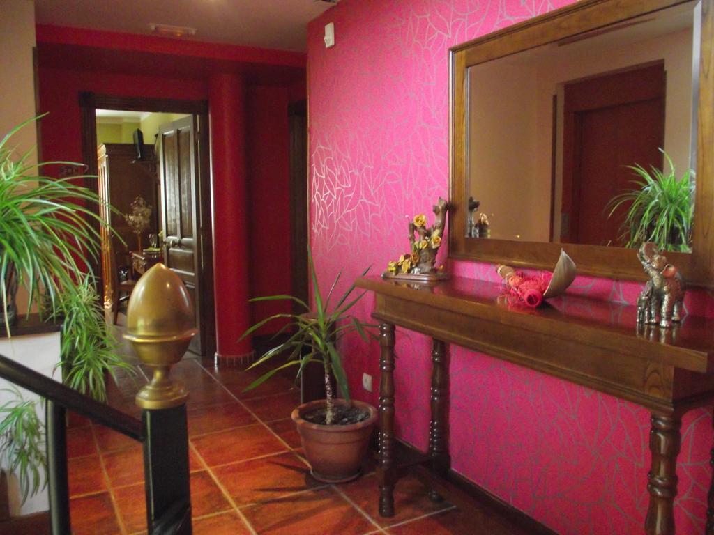 Hotel Marfrei Hinojedo Kültér fotó