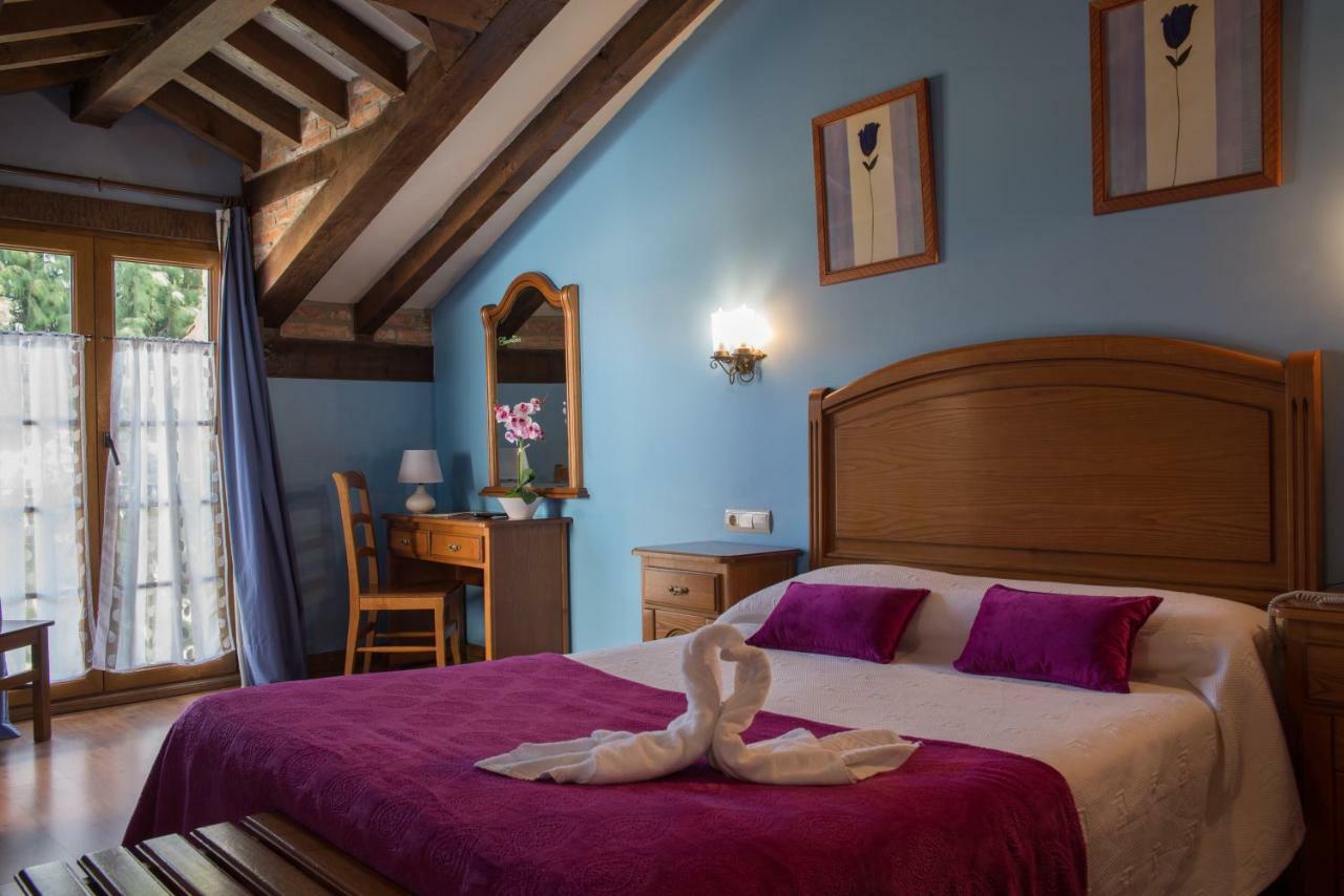 Hotel Marfrei Hinojedo Kültér fotó
